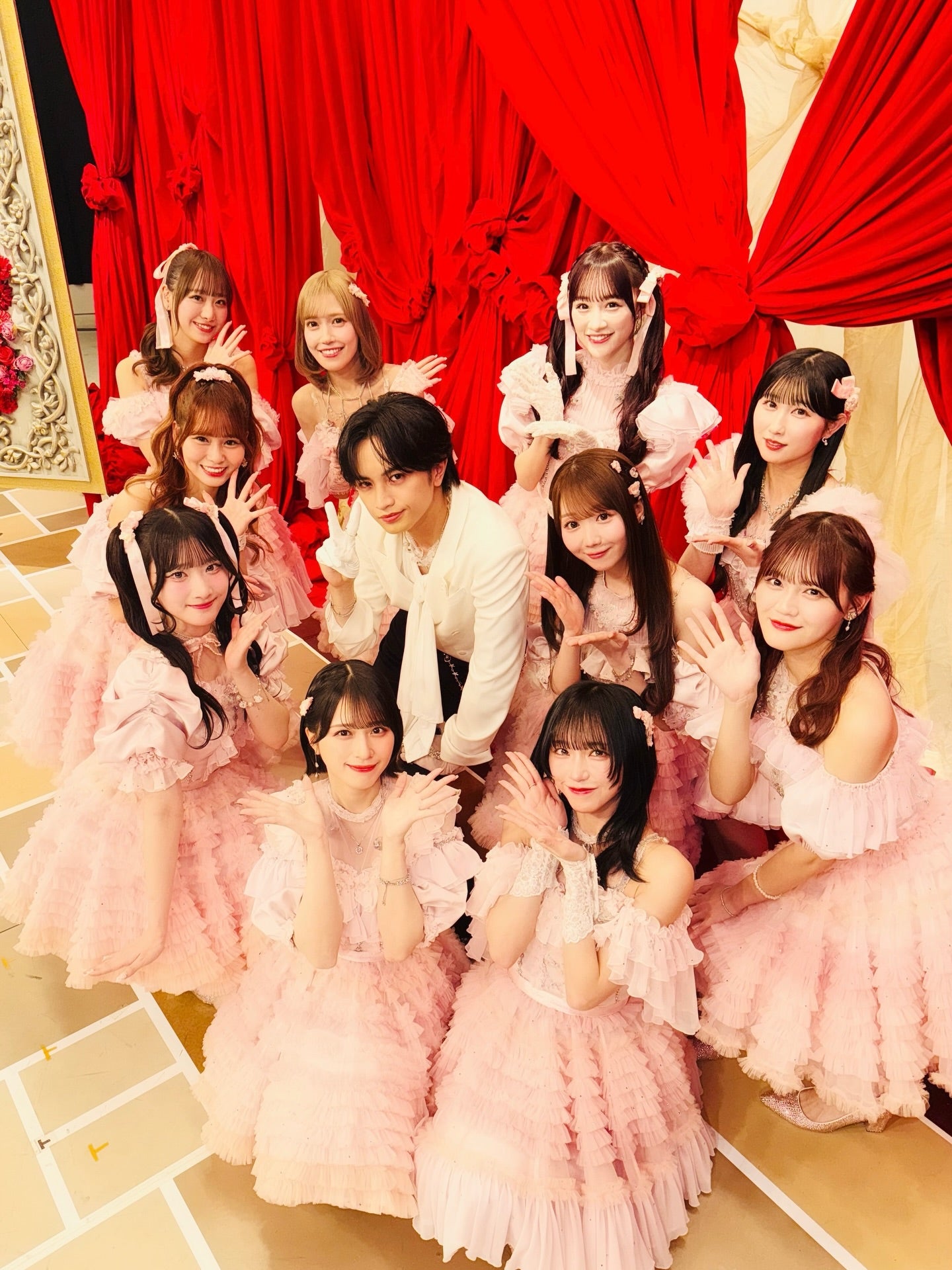 中島健人と＝LOVE“奇跡のコラボ”に称賛止まず FNS歌謡祭のオフショットを披露