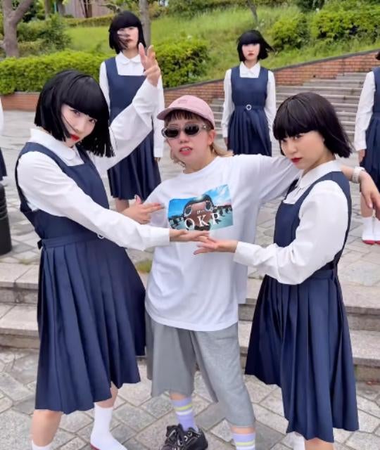 振付師akane、初の本気ダンス披露！「靴しくじったww」も笑顔で報告