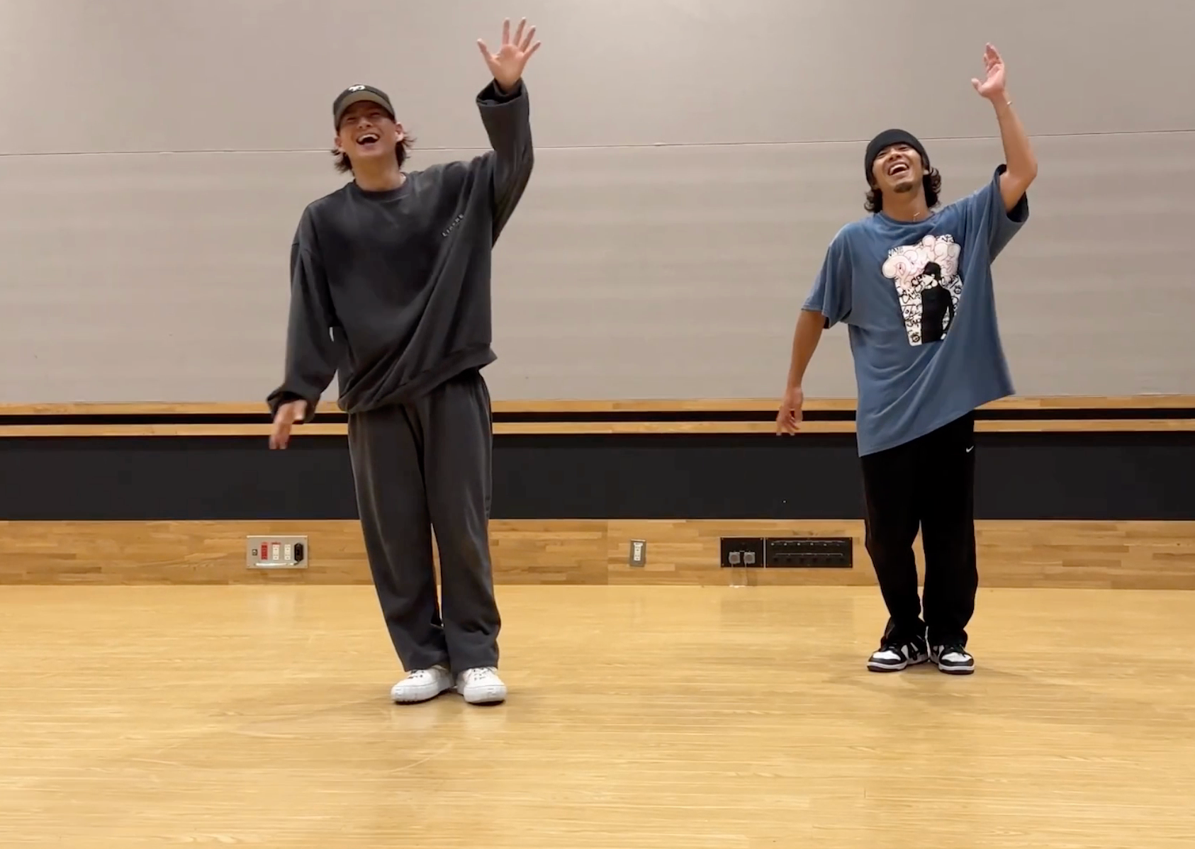 平野紫耀、振付を間違えはにかみ笑顔😝💦ダンス動画をアップ！🕺👏