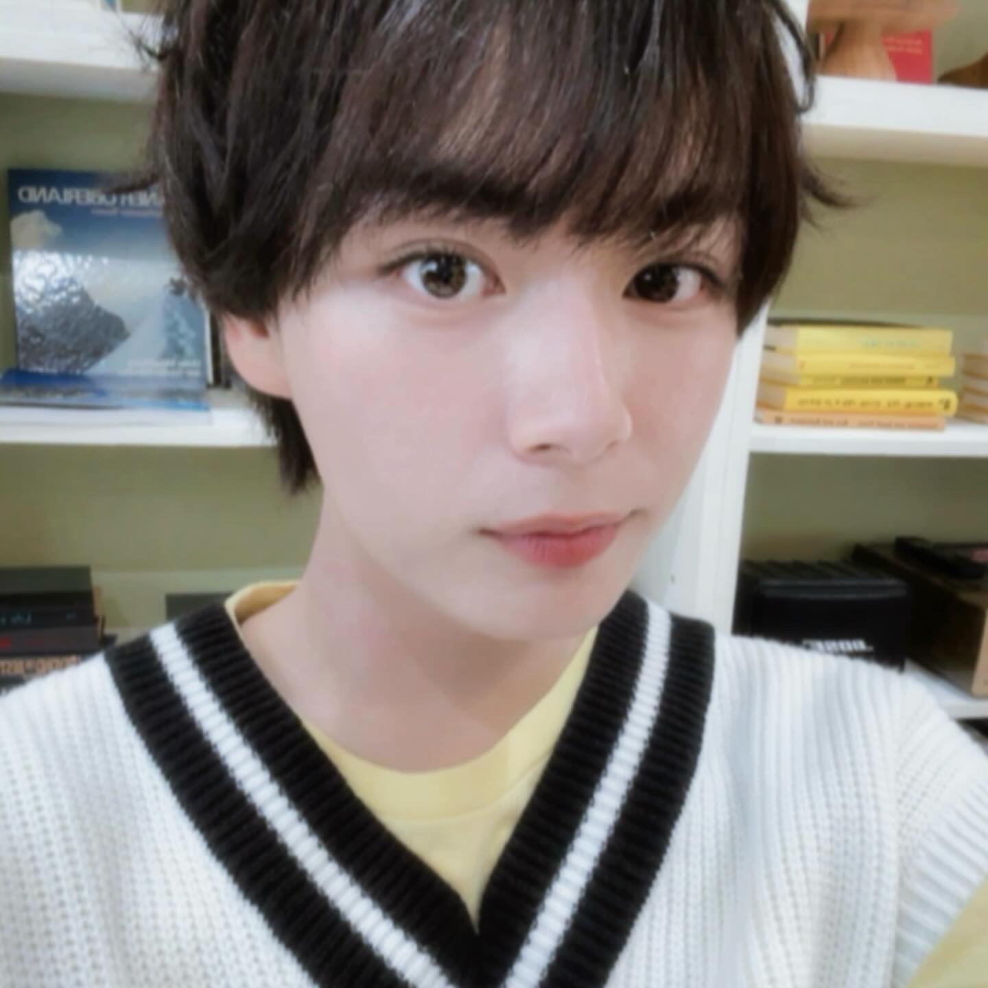 「インスタの使い方分かりすぎでは？」大人気アイドルの近距離自撮りショットにファン歓喜