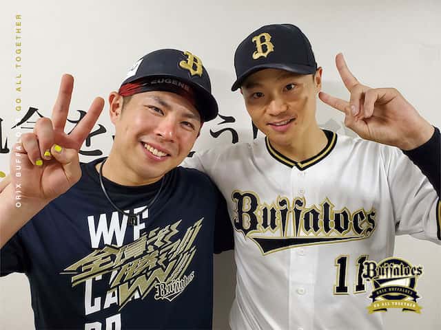 オリックス山崎福也が10勝目㊗️若月健矢との仲良しショット公開✨