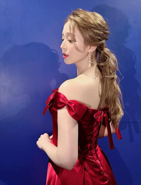 「美しい。。」「めっちゃ可愛い〜」平野綾、『ベルサイユのばら』オフショットにファンからコメント殺到！