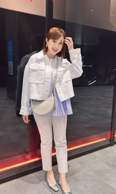 菊地亜美が春ファッションを公開！時間の流れの速さに驚愕⁉