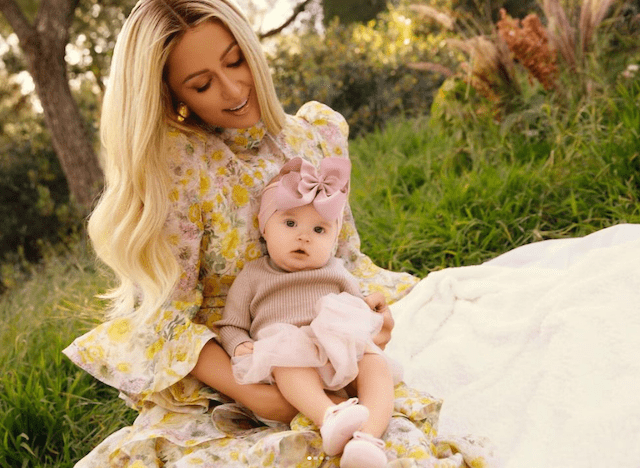 パリス・ヒルトンが第2子長女を初披露 顔出しショットが話題に