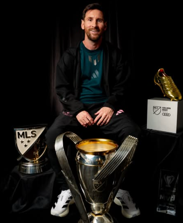 メッシ、21世紀最高のアスリートに選出！