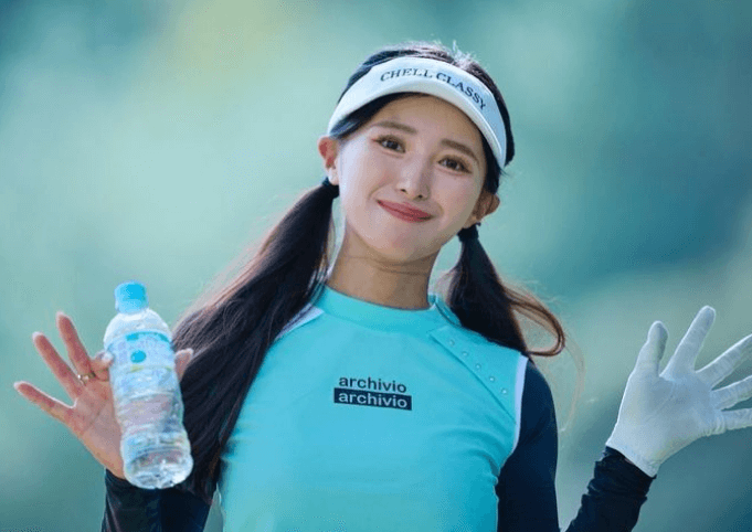 臼井麗香サインサンバイザー アルチビオ(ARCHIVIO)｜トレンド感ある