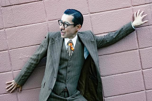 「まさか塗りたてとは」元タモリの付き人芸人・岩井ジョニ男、ご自慢の