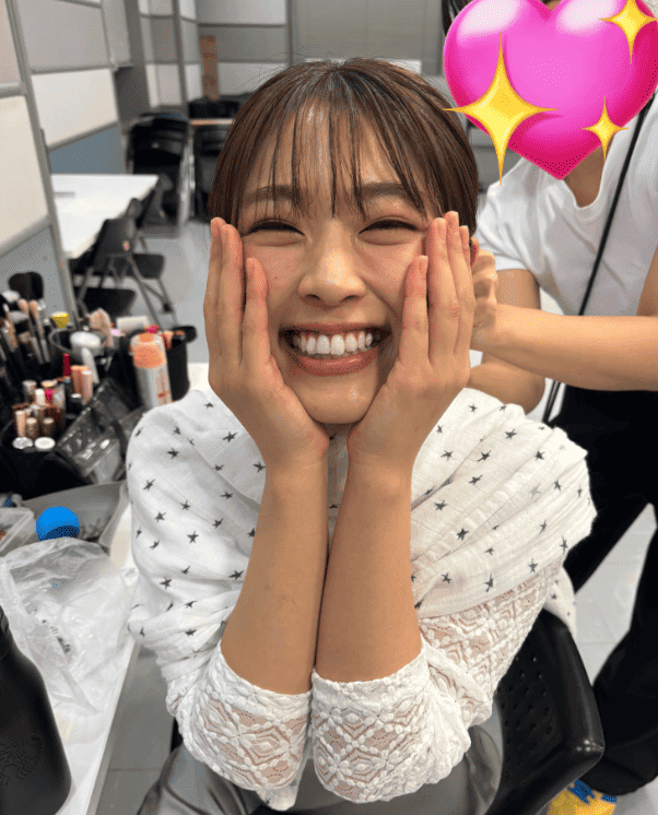 渋谷凪咲の満点笑顔にエルフ荒川がメロメロに「さすが我らが渋谷凪咲..♡♡」