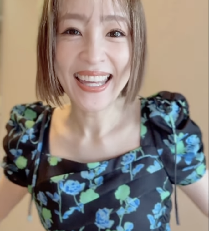 大沢あかね　リクエスト多数！秋のテラコッタメイクを大公開！