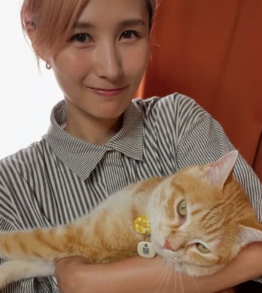 元女子プロ野球選手・加藤優が保護猫4歳を報告し、ほっこりツーショットを披露