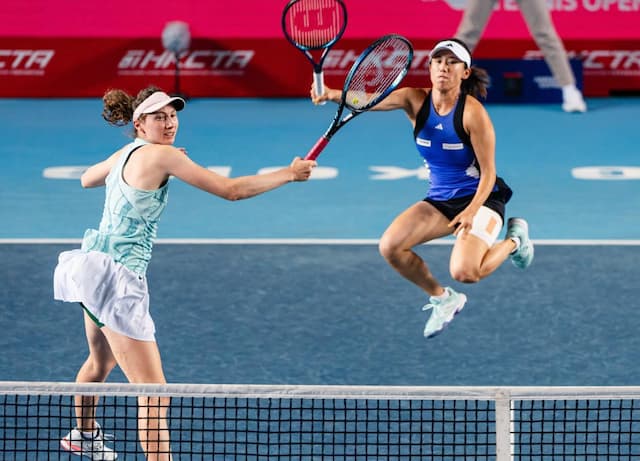 加藤未唯　Double jump attack！全力で飛ぶスタイル