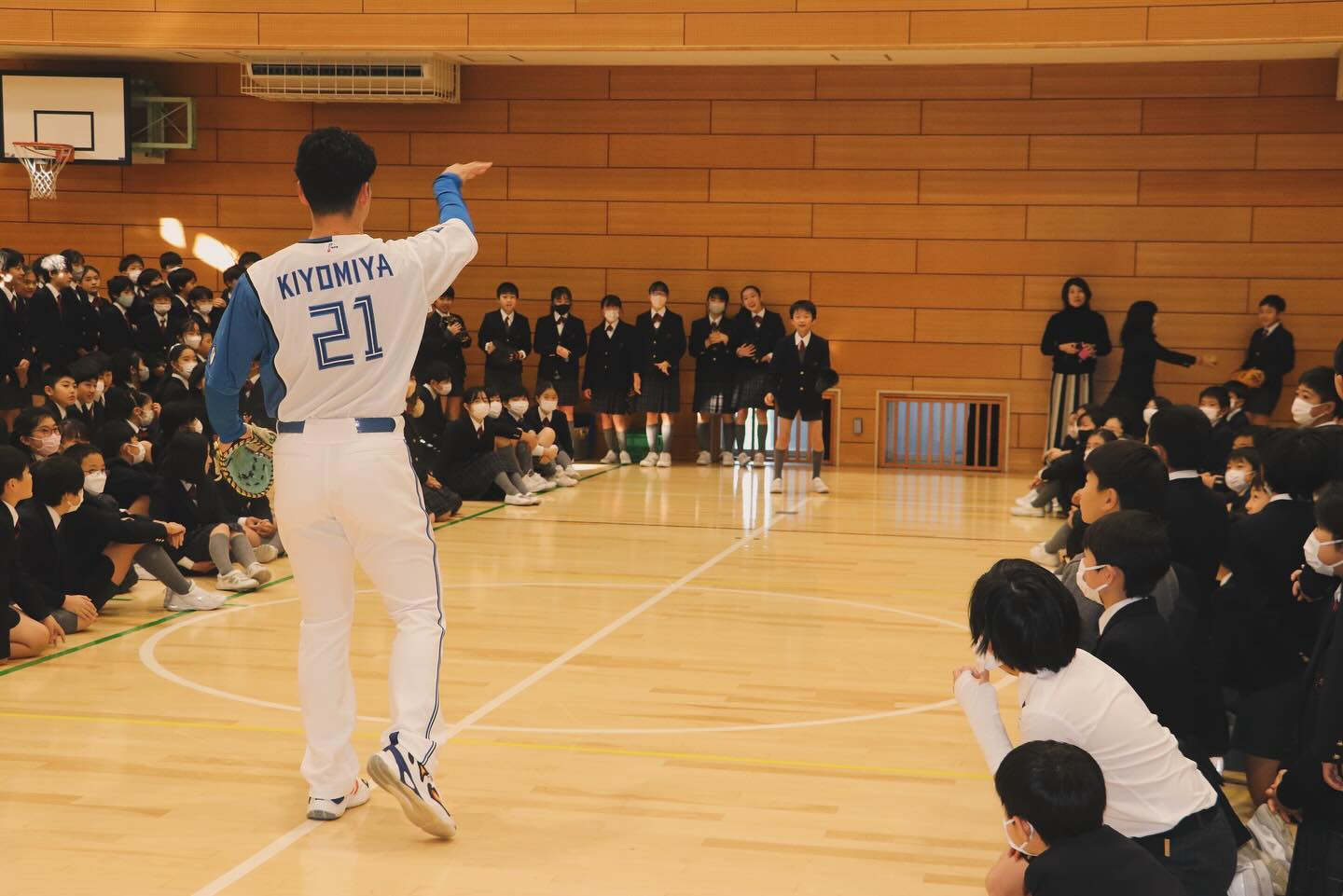 清宮幸太郎が母校に凱旋⚾️
