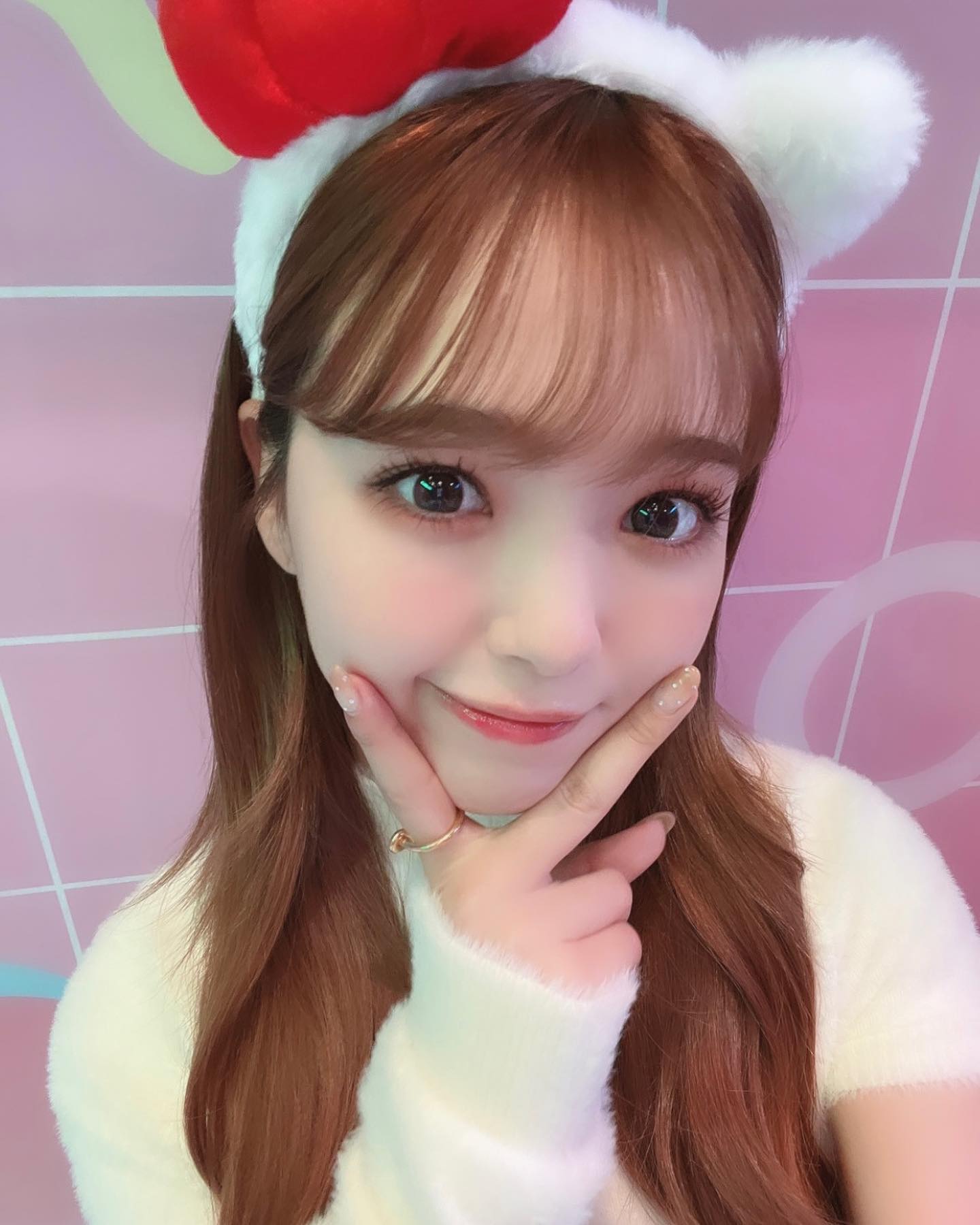 「サンリオ×にこちゃん最高すぎ！」藤田ニコルさんカチューシャ姿が可愛すぎる😵💖