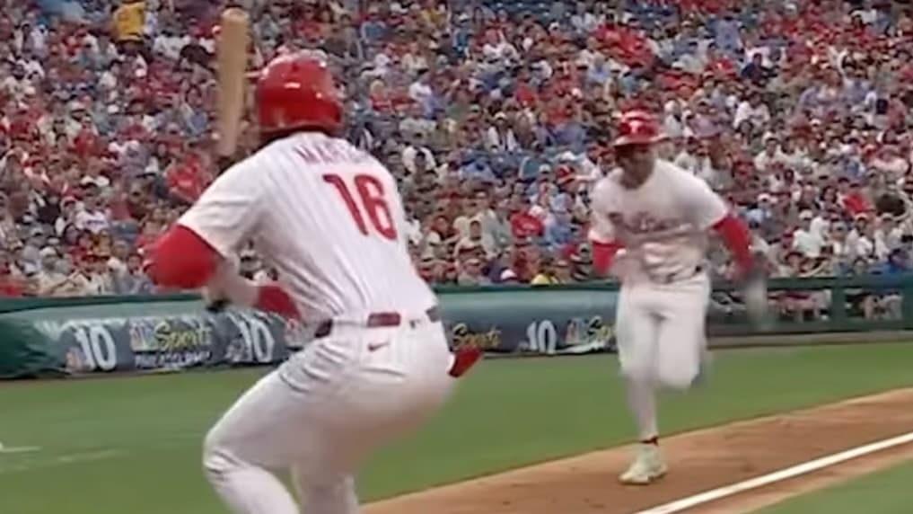 MLBJapan 頭脳プレー！？ハーパー、見事な盗塁