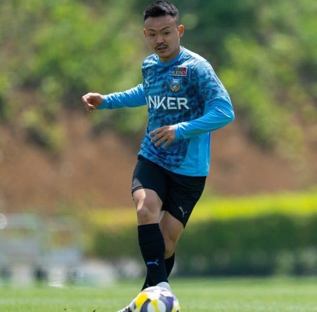 川崎フロンターレのカブレラがトレーニングの様子を紹介！