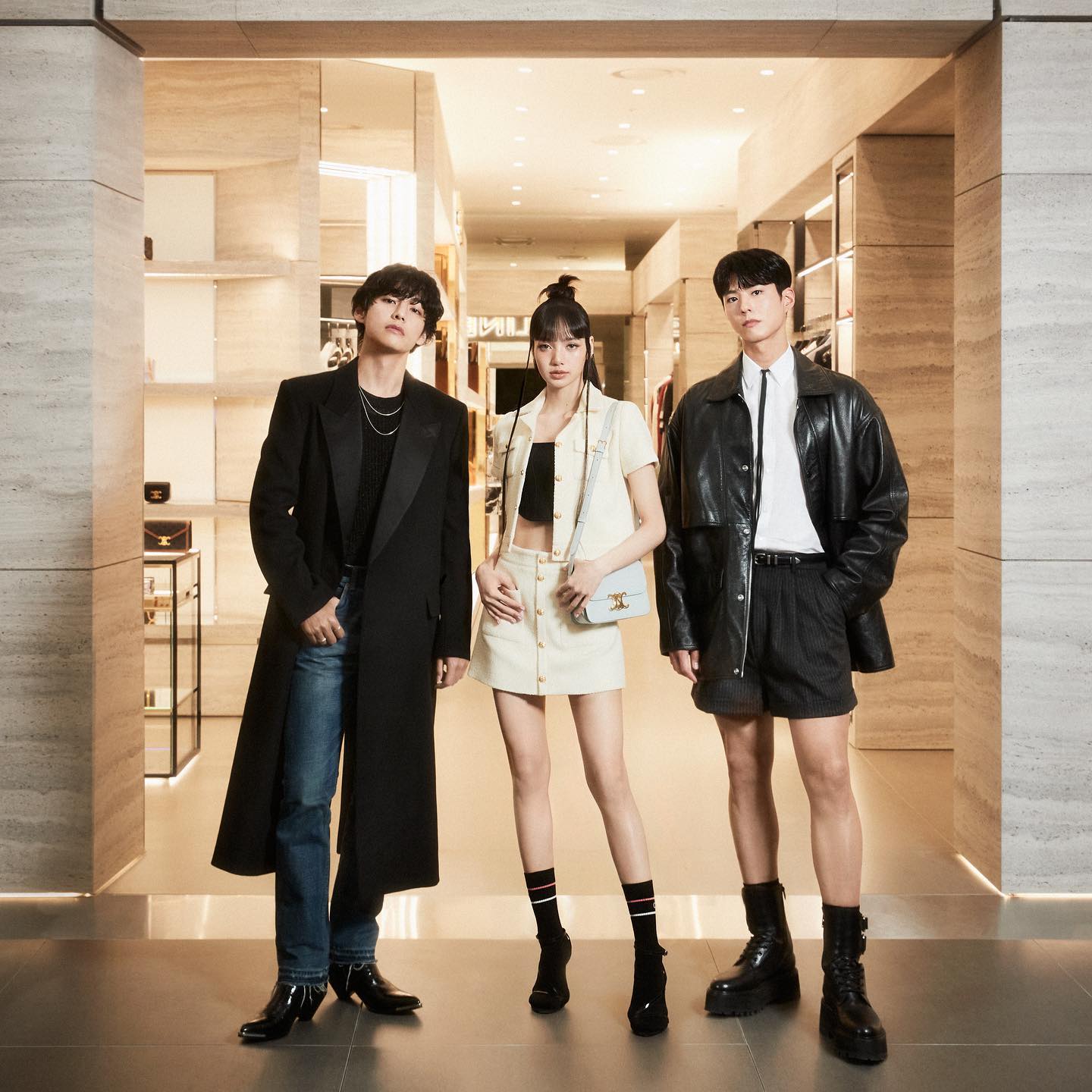 BTS・V、豪華スリーショット投稿に大反響✨