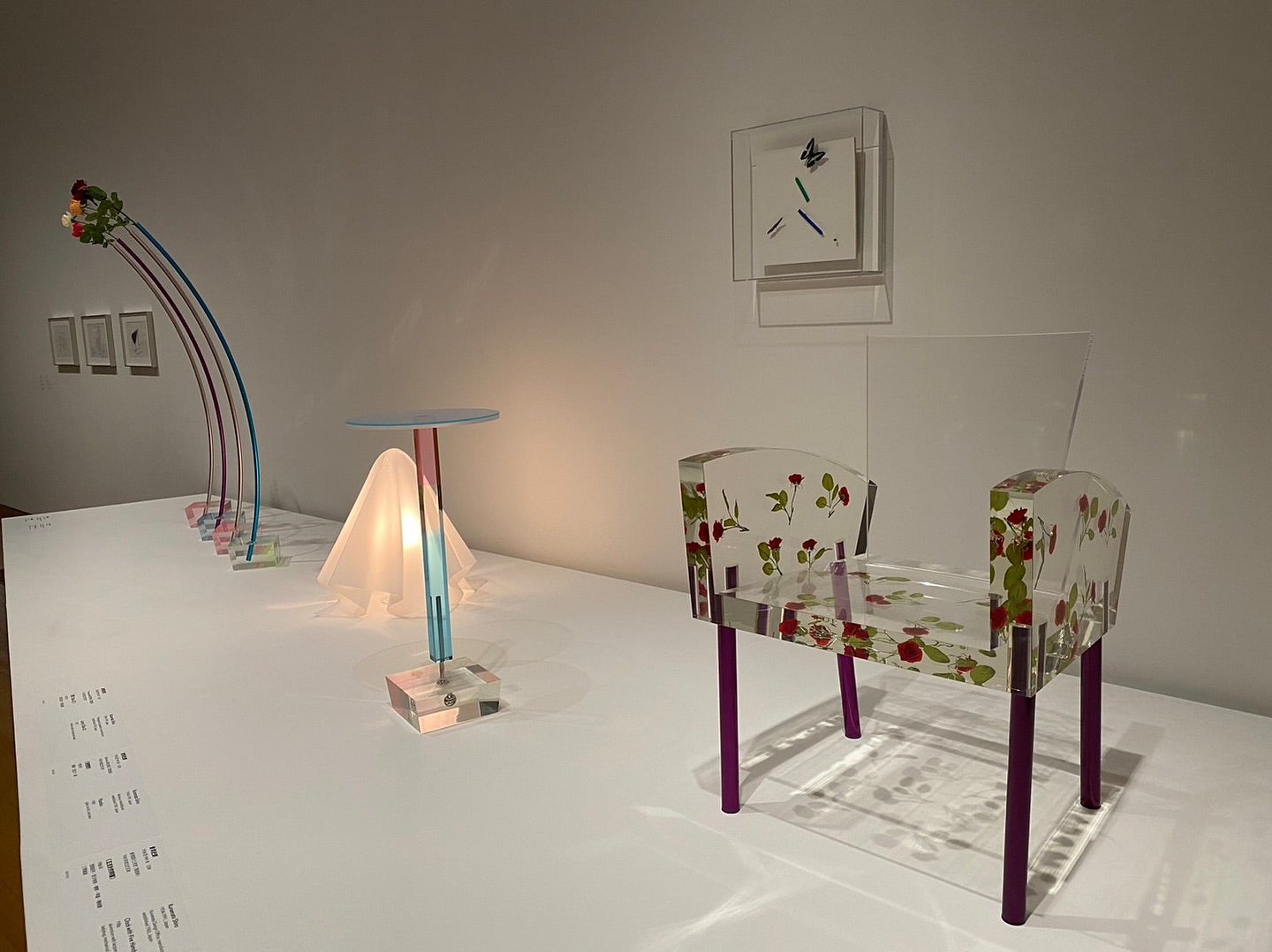 浜田雅功の妻・小川菜摘が現代美術に様変わりした家具にウットリ