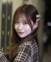 日南まみ、秋のコーデでファンを魅了！スーパーGTとラウンドガール活動も絶好調