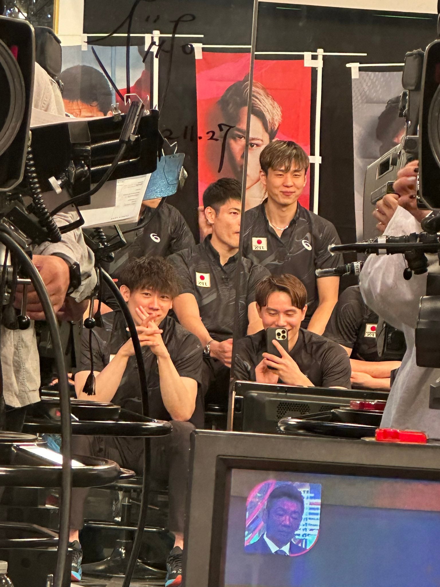 髙橋藍＆石川祐希の絡みにファン悶絶😍「祐希をからかう藍ちゃん好き😊」「可愛いの言葉しか出ない😭」