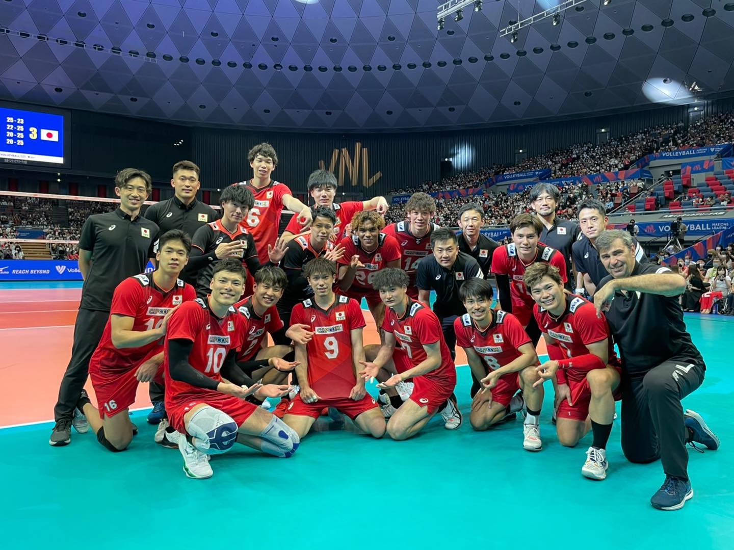 バレー日本代表・小野寺太志がドイツ戦の勝利を報告🎉ポーズの意味とは？