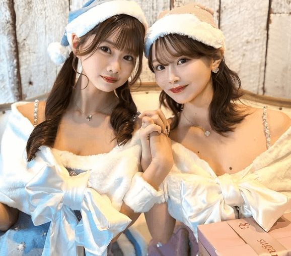 「美女サンタが二人…」あのスポーツグラドル、キュート野球ガールを召喚！誉れ高いとファン絶賛「うわーめちゃくちゃ可愛すぎる」