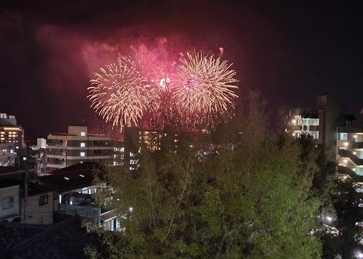 長州力、熱海の夜空に大輪の花火！「夏も終わりに近い」と感じたクライマックス