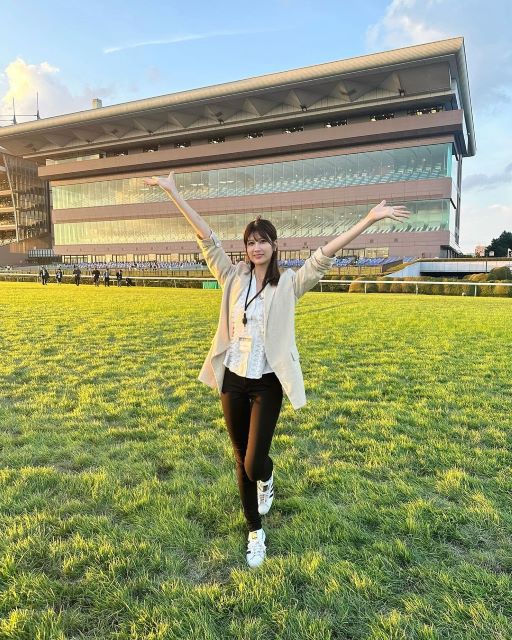 「激レアスペース」でパシャリ！のABEMAアナ・瀧山あかねに「スタイル映えすぎ」の声⁉