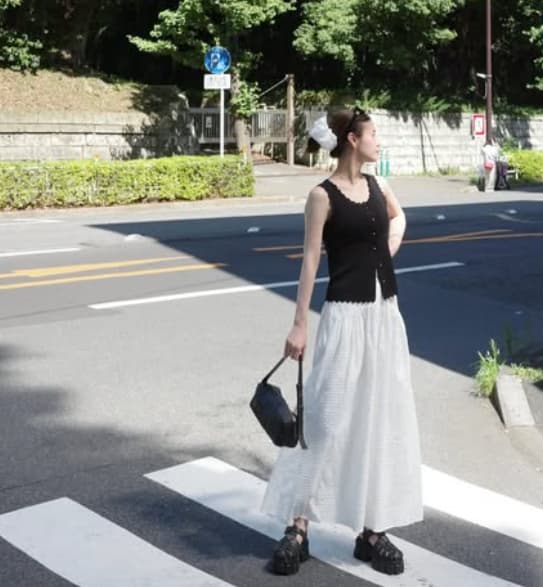 井口綾子が8月の暑さに負けない素敵な最新ショットを披露！