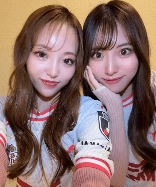 「二人ともめっちゃ可愛い」ダブルサッカー美女、北海道遠征時の”ユニフォームショット”が可愛すぎと話題に