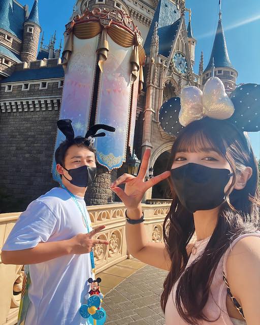第一子妊娠中・大人気YouTuber夫婦がディズニーデート🐭🏰「次は３人で☺︎」👶🍼