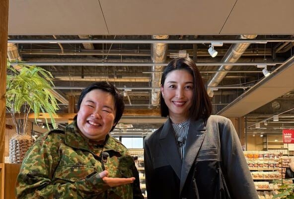 橋本マナミ、異色のツーショット！意外な組み合わせに驚きの声続出！