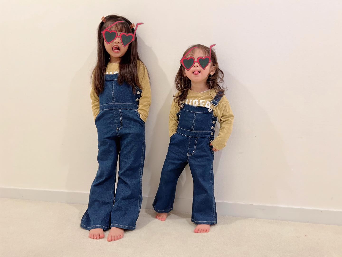 「可愛すぎる😍😍」近藤千尋さんが愛娘のペアルックに悶絶❗️姉妹ショットを公開💕📸