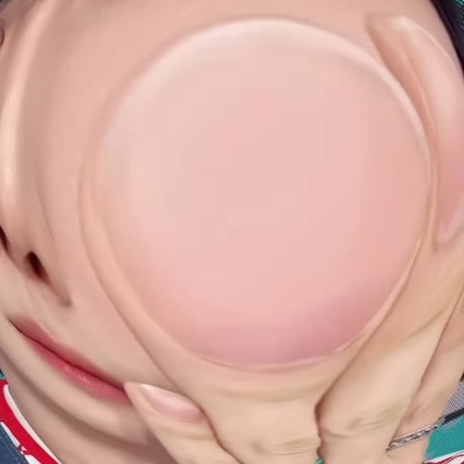 ZB1 公式インスタグラム、メンバーの顔を「拡大」する動画が話題