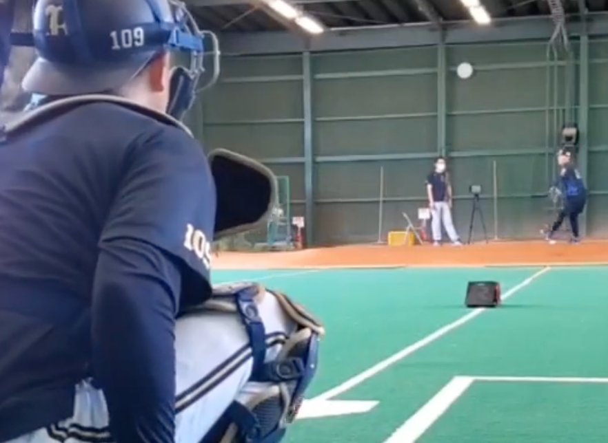 山本由伸がブルペンでの「えぐすぎるw」投球を公開⚾️女房役に対して“辛辣”コメントも😂