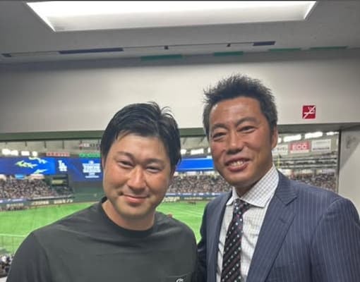 上原浩治が田澤純一とのツーショットを投稿！