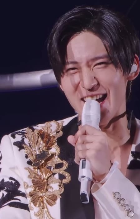 「ウインク2回も最高すぎるよー!!!」目黒蓮のドームツアーで放った色気と存在感が規格外！