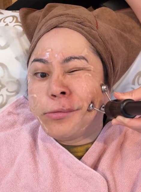 ノンスタイル井上、話題の『テラボーラー』の威力に「イケメンも台無し」と投稿もファンから…