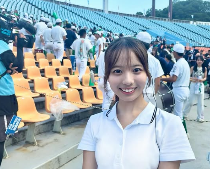 「平井愛弓アナ、高校野球リポート熱演」福島大会準決勝の臨場感届ける