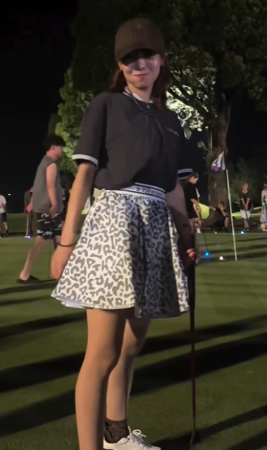 キラキラボールでパターチャレンジ！ティーチングプロ宮城夕夏乃、