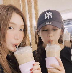 紗栄子、新雑誌「大人Sweet」発売前夜！ファンも期待で胸いっぱいに