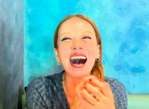 あびる優、笑顔弾けるオフショットを公開！「癒される」とファン歓喜