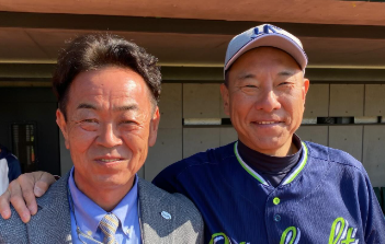 「40年会の絆！」水野雄仁、新球場開業記念試合で池山監督と再会