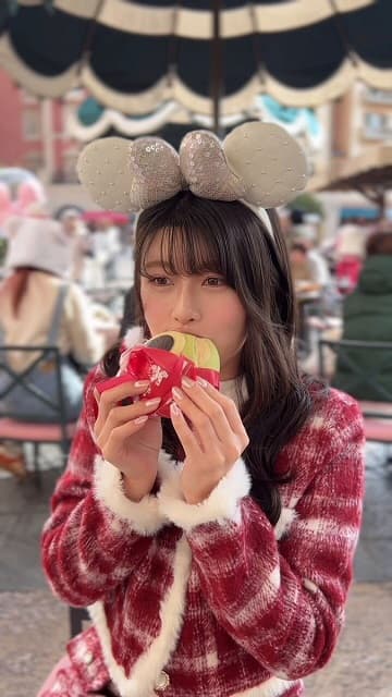 「可愛い〜しか出てこん」グラドル ちとせよしのが“〇〇デート”ムービーを公開！