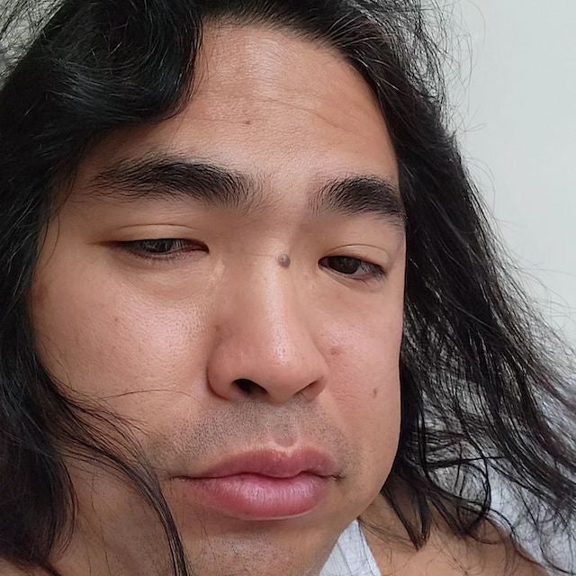 「左鼻穴からのチラ見毛はご愛敬」46歳になったロッチ中岡の最新ショット📸