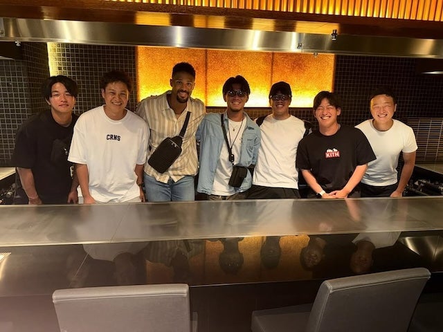 阪神タイガース・伊原陵人、仲間との食事会で交流深める　「チーム一丸となって頑張りましょう！！」