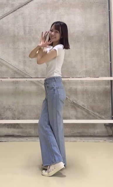 磯貝アナ、日向坂46が好きすぎてじっとしていられない！