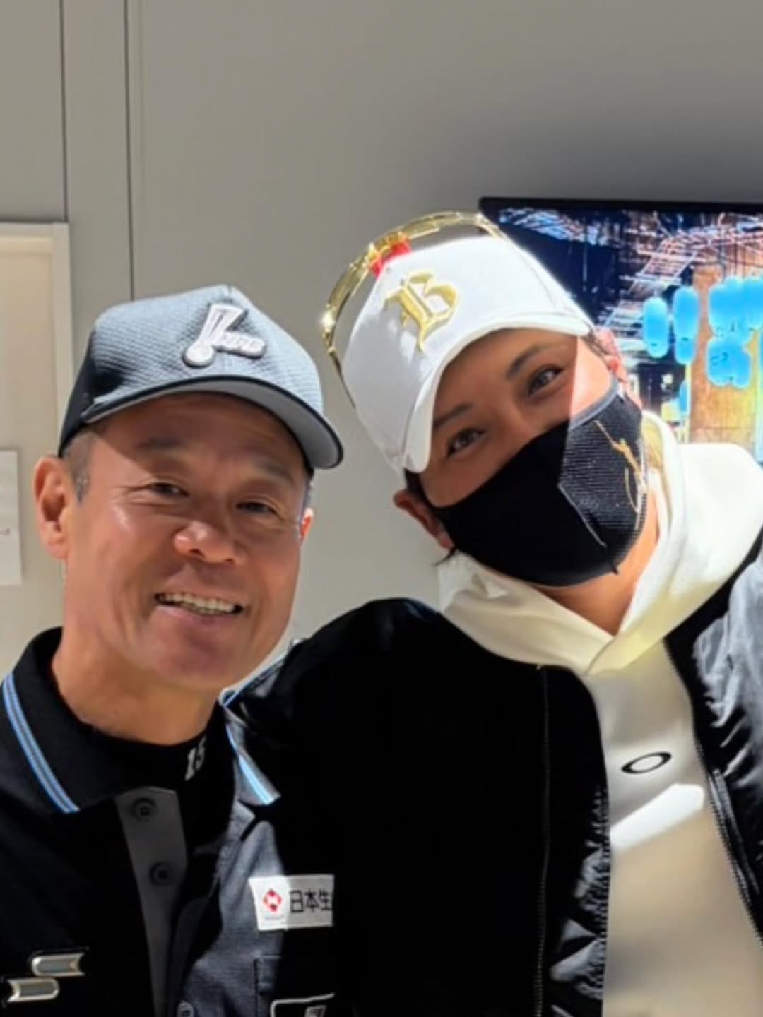 「満面の笑みで楽しませてくれた」新庄剛志監督、審判員との別れに感謝の投稿