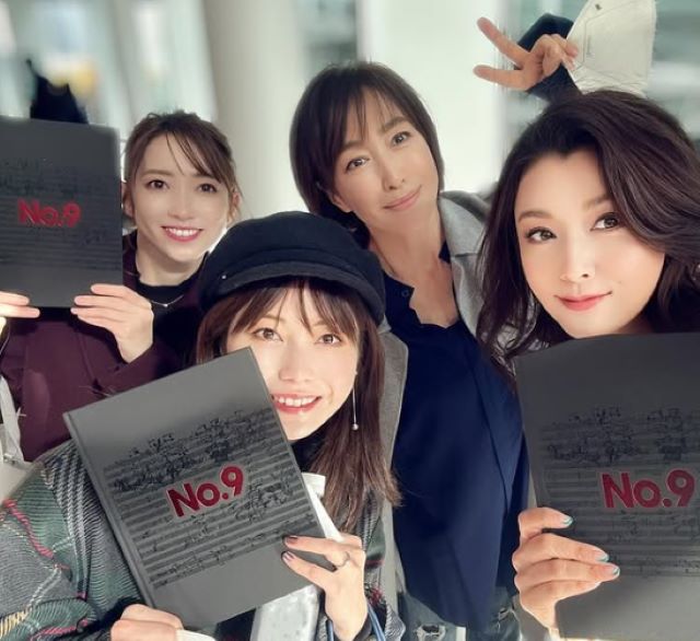 豪華すぎる！女優・高島礼子がチームでNo.9を観劇