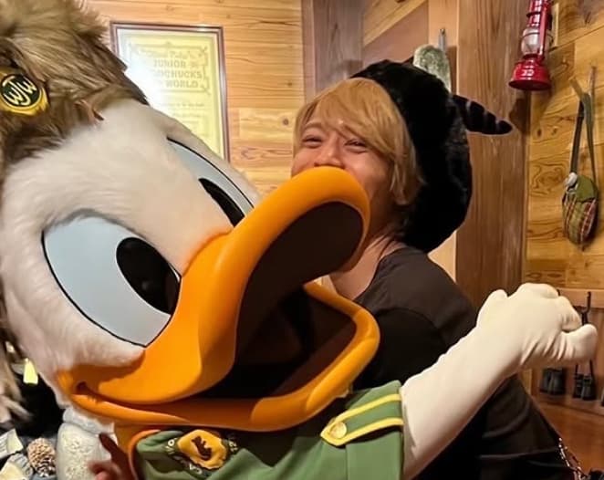 「幸せそう〜」WEST.・中間淳太、臨場感のある推しとのツーショット写真を大放出！