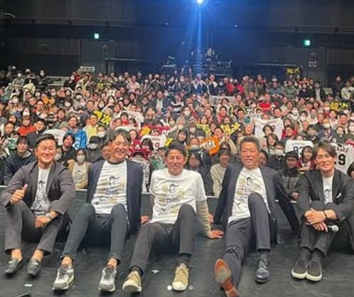 仙台のスター集結！上重聡、仙台にて「上原浩治の雑談魂SPトークライブ」が行われたことを報告